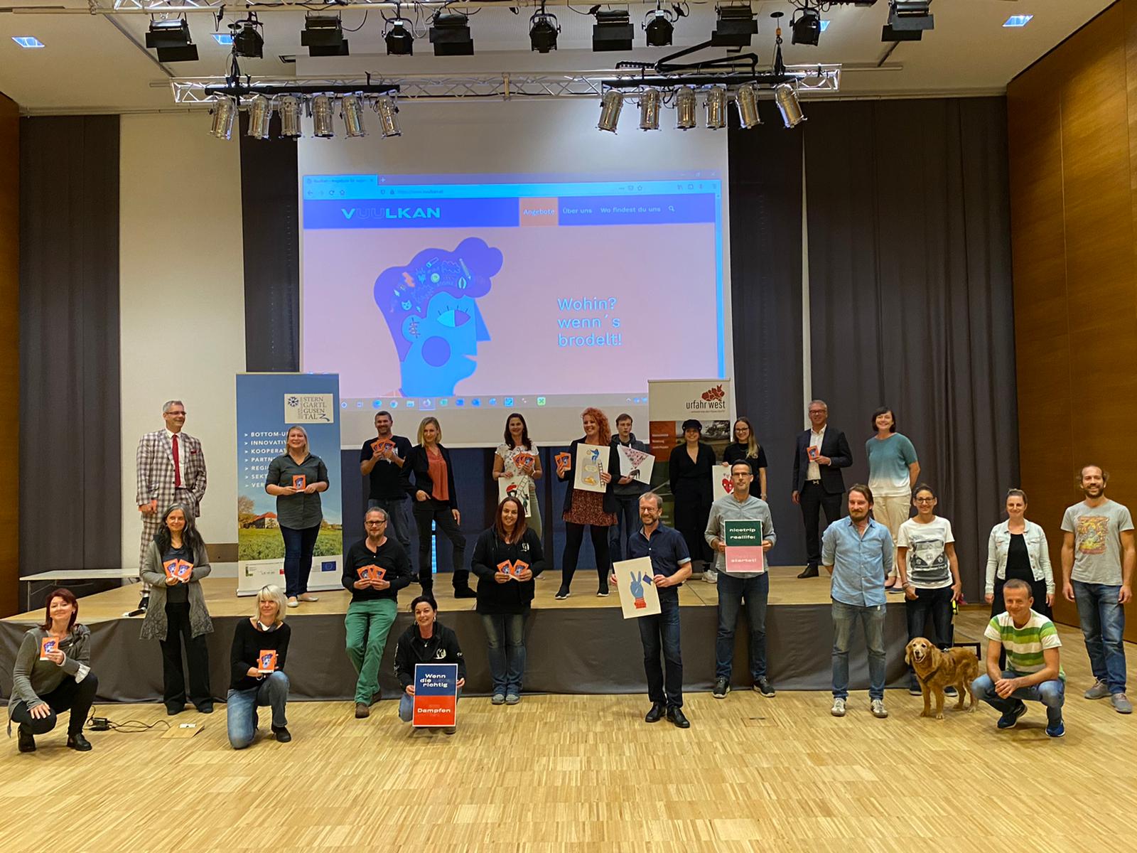 Gruppenfoto Jugendbroschüre vUUlkan