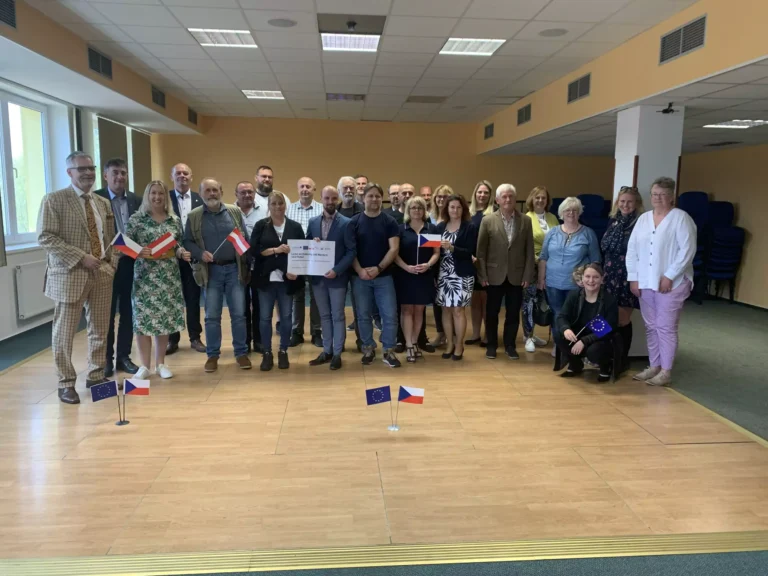 Gruppenfoto Konferenz "Licht im Einklang mit Mensch und Natur"