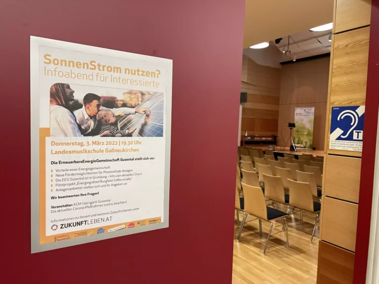 Infoabend "SonnenStrom nutzen?" Plakat an Wand